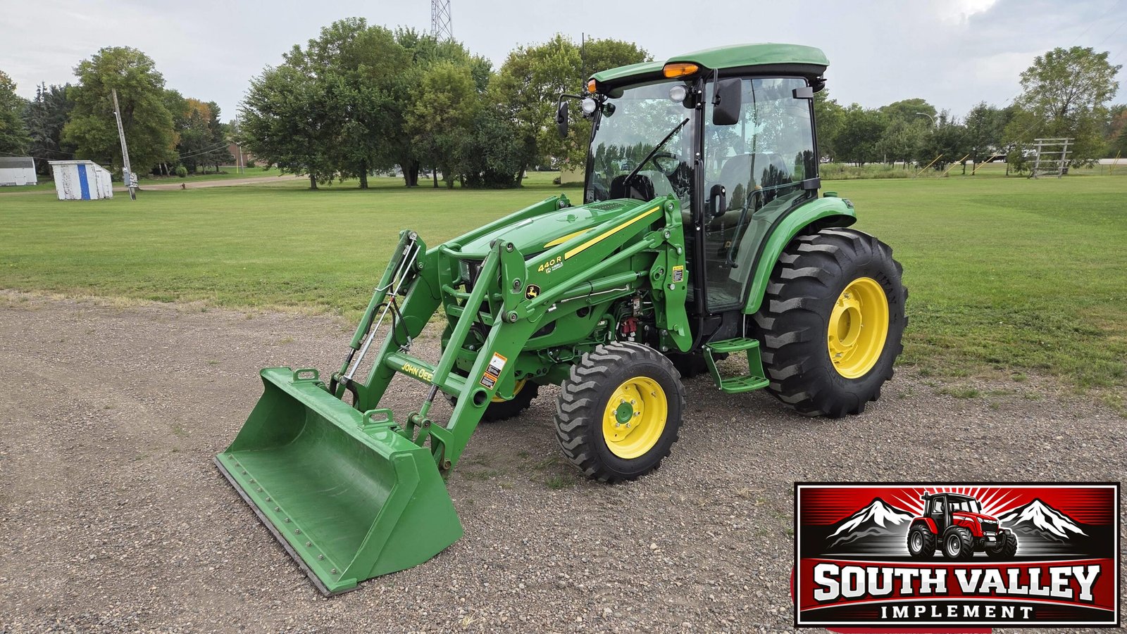 2020 John Deere 4066R
